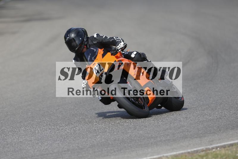 /37 09.08.2026  Pluess Motosport ADR/Einsteiger/42